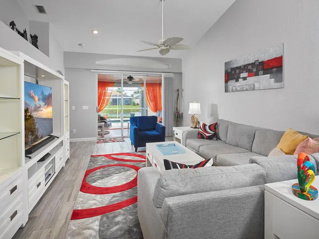 $530,000 | 8260 Ibis Cove Circle, Unit B226, Naples, FL 34119