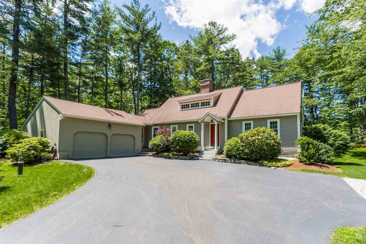 4 Old Farm Road Bedford, NH 03110 - Photo 1 of 40