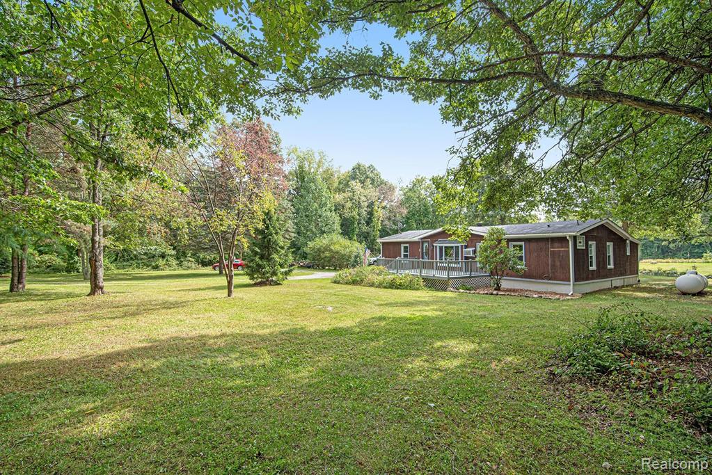 13274 Rohn Road Fenton, MI 48430 - Photo 27 of 39