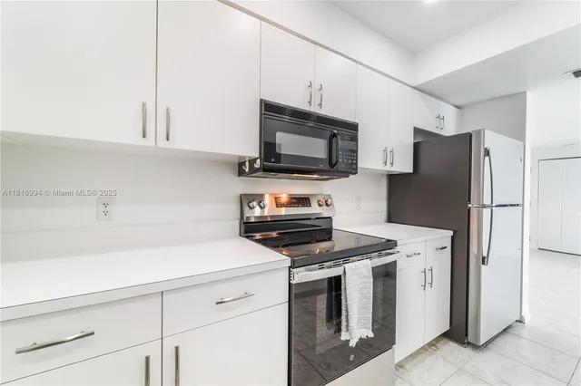 $4,300 | 800 Claughton Island Drive, Unit 1103, Miami, FL 33131