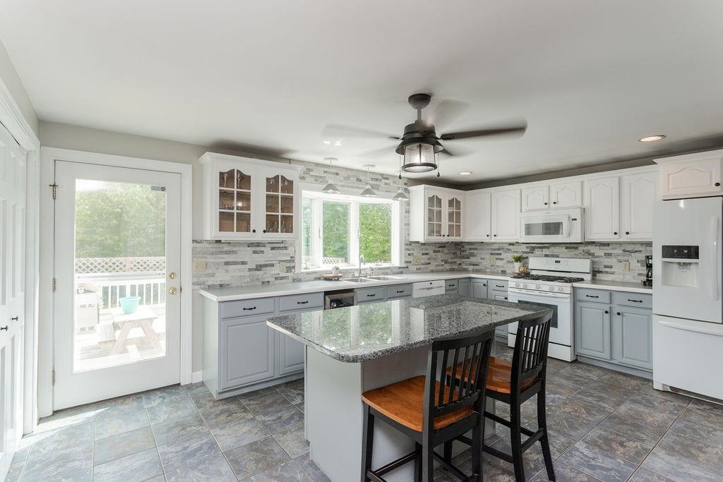 139 Governors Road Farmington, NH 03835 - Photo 4 of 37 Gallery Image 4
