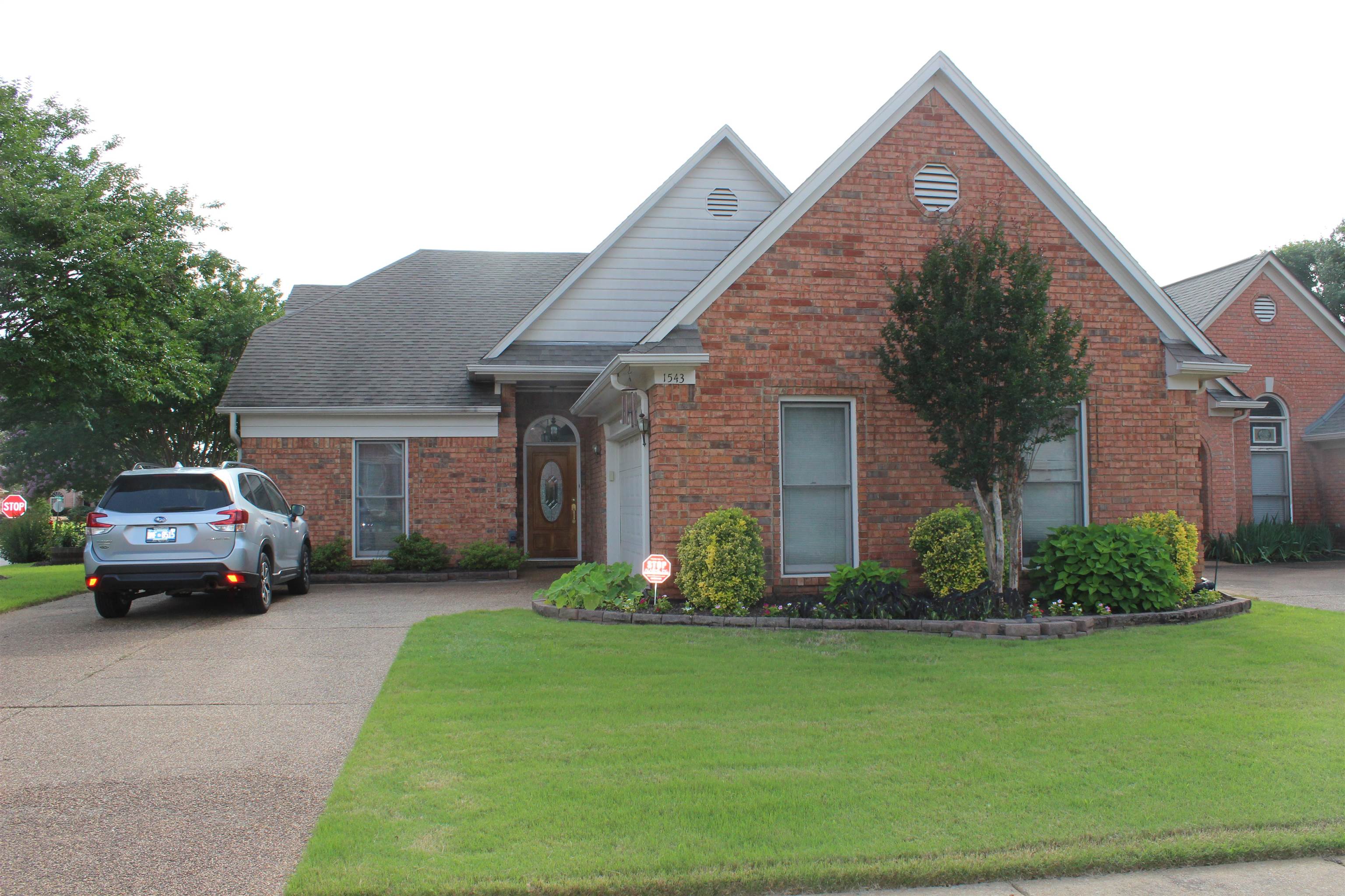 1543 Appling Wood Cv North  