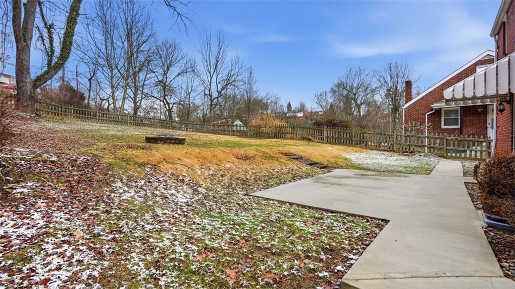 502 Weyman Road Pittsburgh, PA 15236 - Photo 28 of 39 a view of yard with large tree