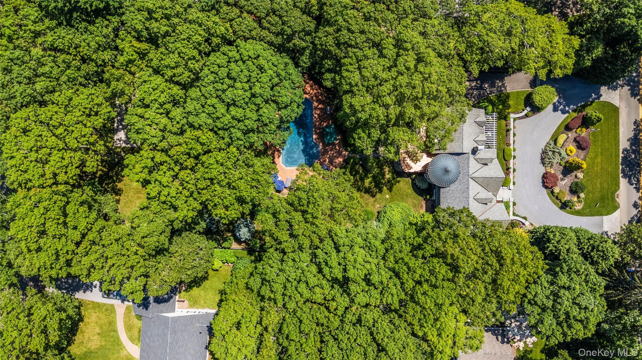 4745 North Bayview Road Southold, NY 11971 - Photo 29 of 31 Drone / aerial view