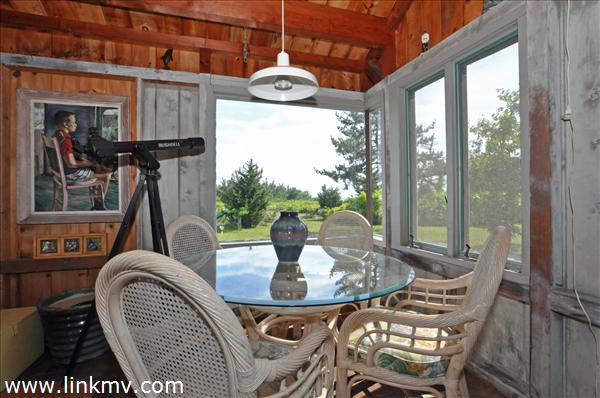 216 Middle Point Road West Tisbury, MA 02568 - Photo 11 of 21 http://d1qzqeyxiitrap.cloudfront.net/photos/21299/600/732fc62d.jpg