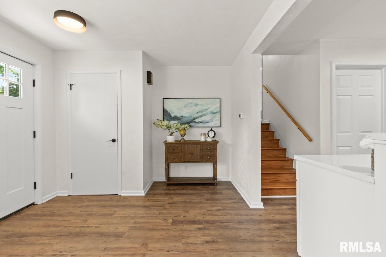 4406 West Middle Road Peoria, IL 61607 - Photo 12 of 32