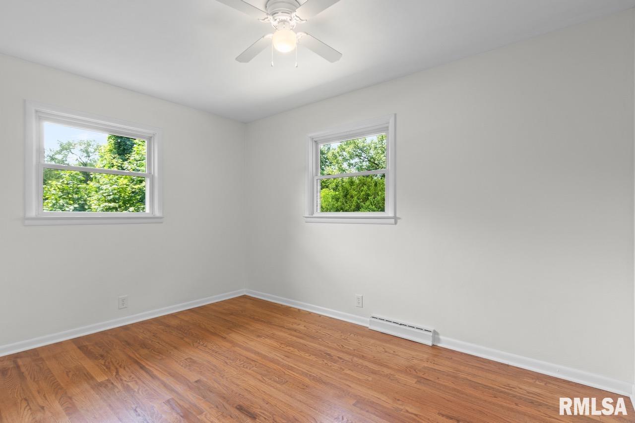 4406 West Middle Road Peoria, IL 61607 - Photo 13 of 32