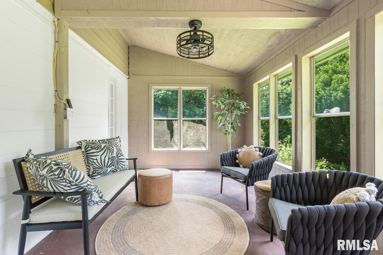 4406 West Middle Road Peoria, IL 61607 - Photo 26 of 32