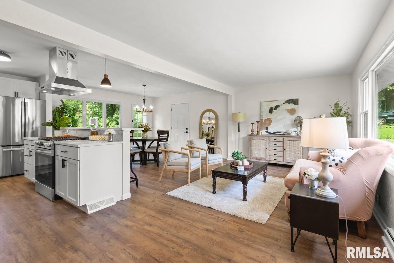 4406 West Middle Road Peoria, IL 61607 - Photo 5 of 32