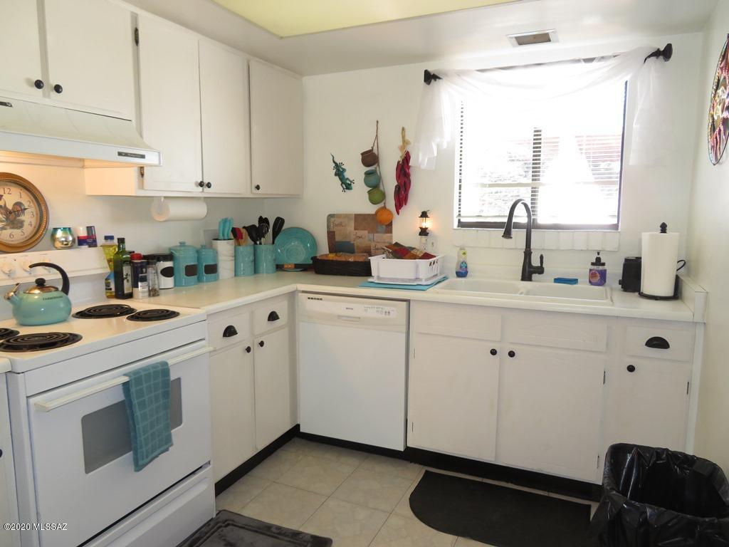 239 North Tracy Road Pearce, AZ 85625 - Photo 7 of 28 Gallery Image 7