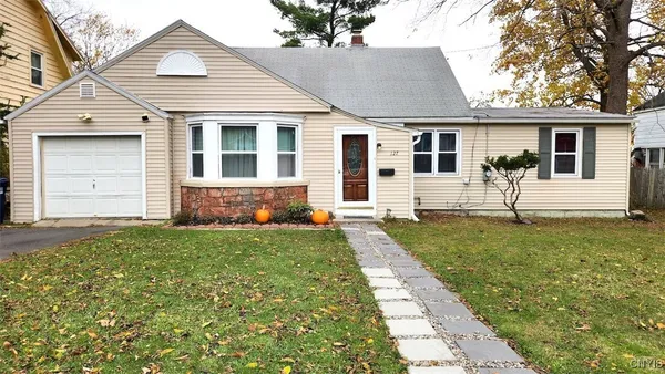 $215,000 | 127 Delray Avenue, Syracuse, NY 13224