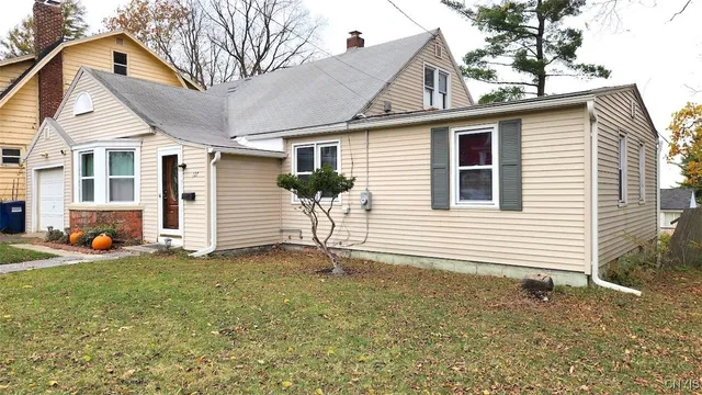 $219,900 | 127 Delray Avenue, Syracuse, NY 13224