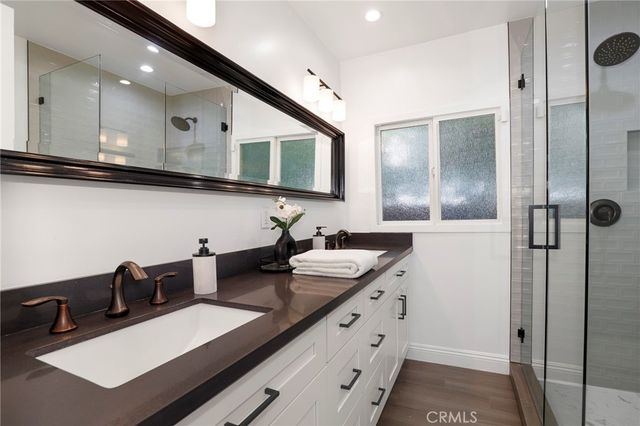 $2,195,000 | 543 North Gardner Street, Los Angeles, CA 90036