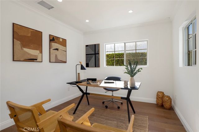 $2,195,000 | 543 North Gardner Street, Los Angeles, CA 90036