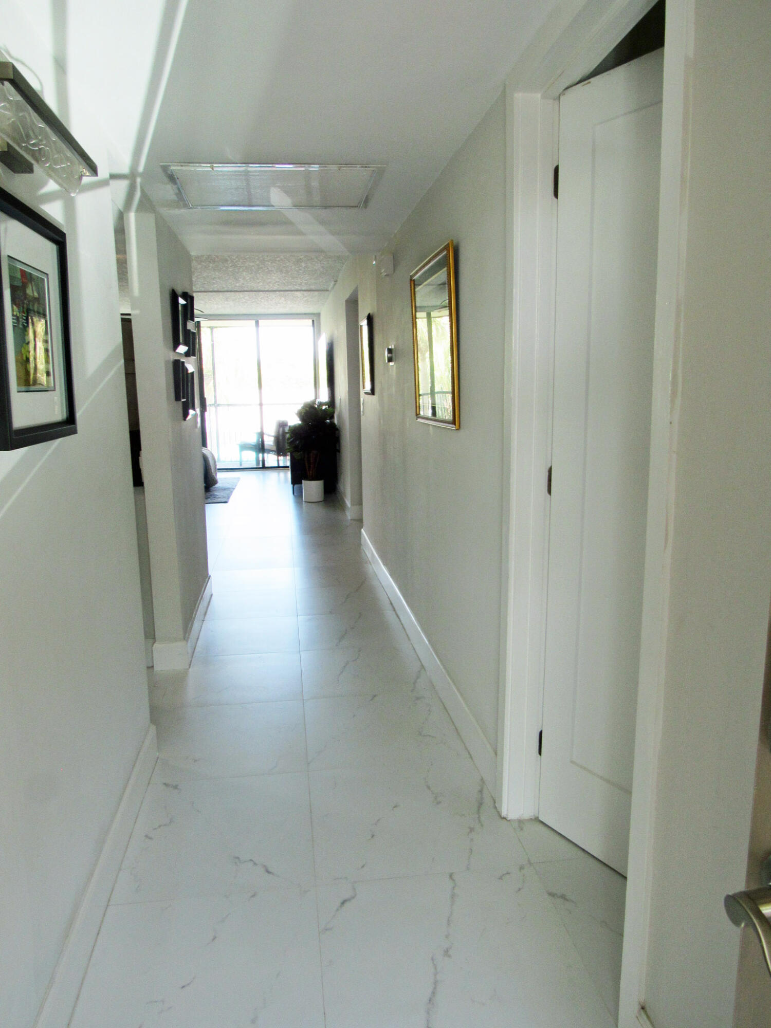 21 Royal Palm Way, Unit 2020 Boca Raton, FL 33432 - Photo 5 of 93 IMG_6911