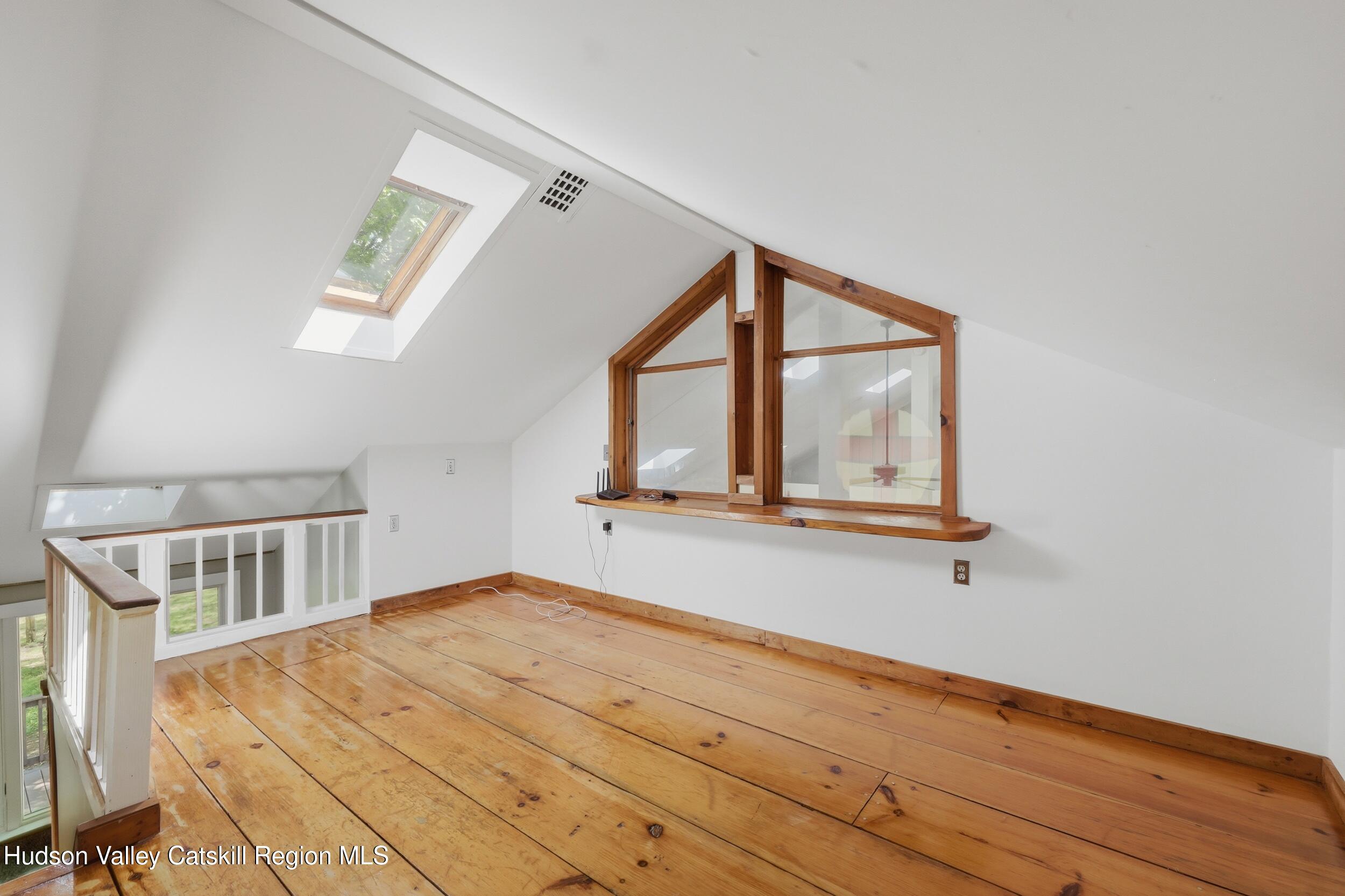 43 Augustine Road Saugerties, NY 12477 - Photo 20 of 44 25