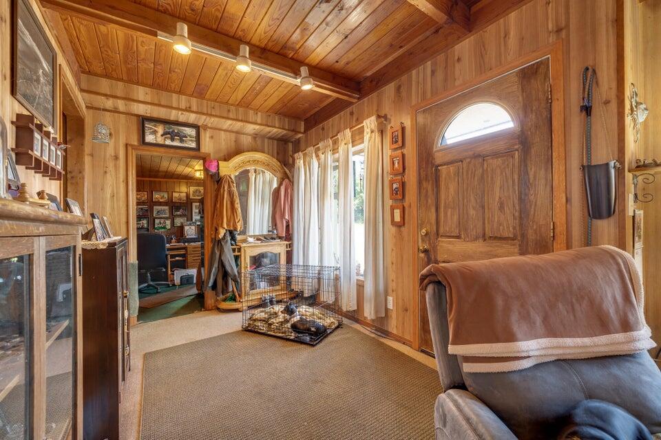2045 Netarts Bay Road Tillamook, OR 97141 - Photo 12 of 41 Unit 1