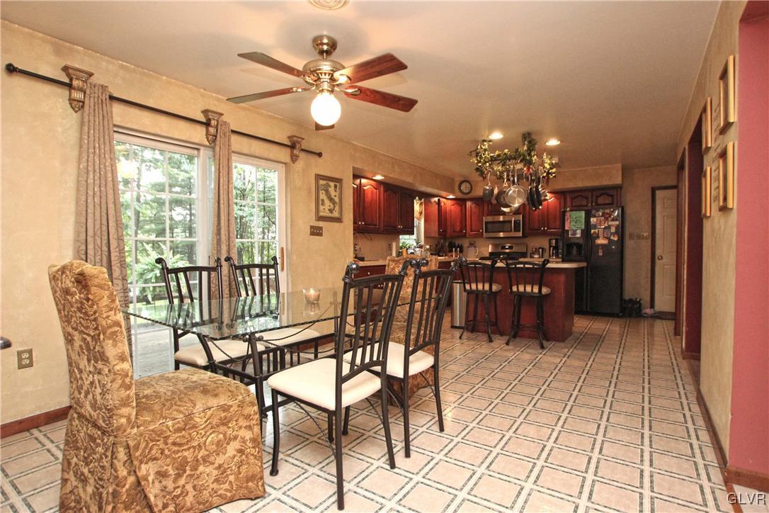 369 Hawk Road Saylorsburg, PA 18353 - Photo 13 of 32 Gallery Image 13