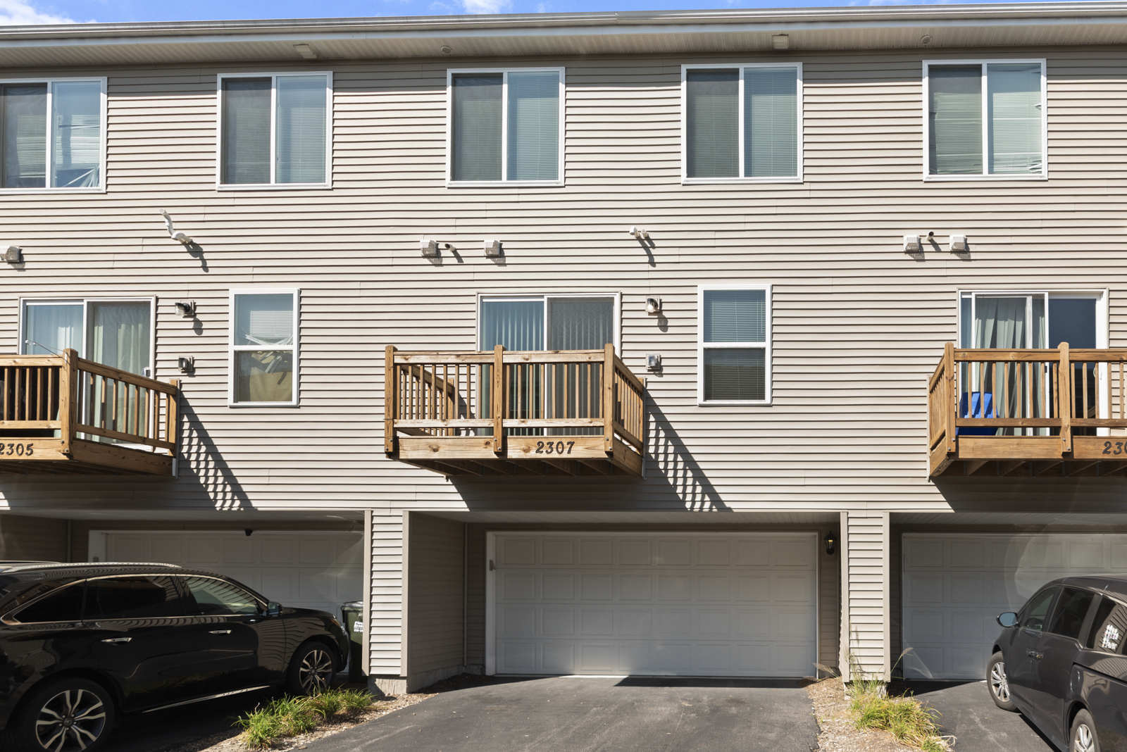 2307 Upland Road Pingree Grove, IL 60140 - Photo 17 of 30 a front view of a house