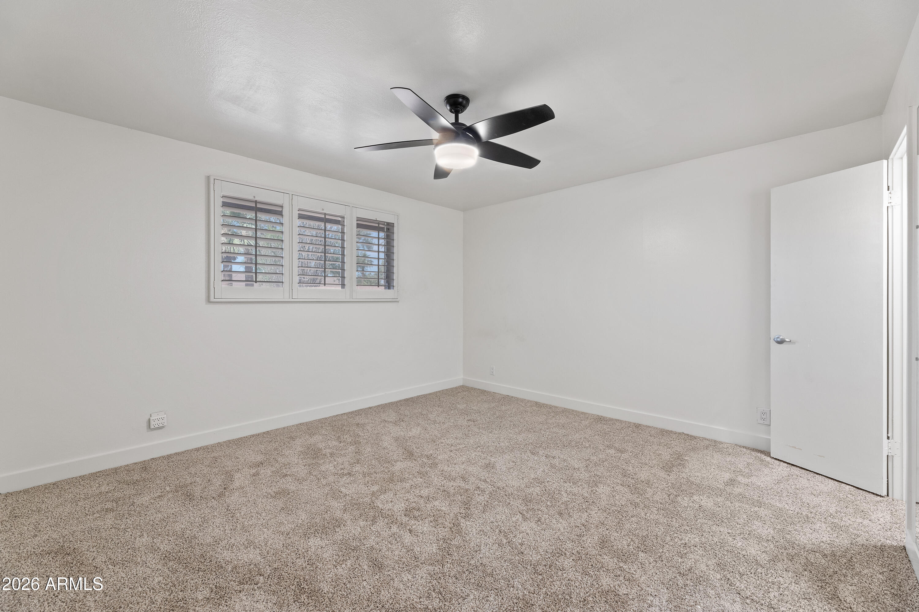 8520 East Roma Avenue Scottsdale, AZ 85251 - Photo 17 of 38 7D3A6957