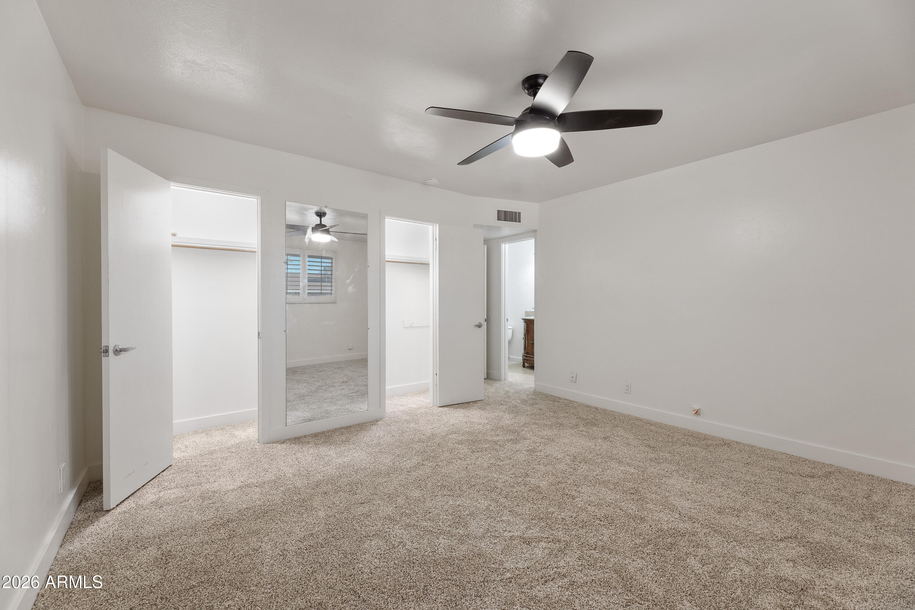 8520 East Roma Avenue Scottsdale, AZ 85251 - Photo 18 of 38 7D3A6962