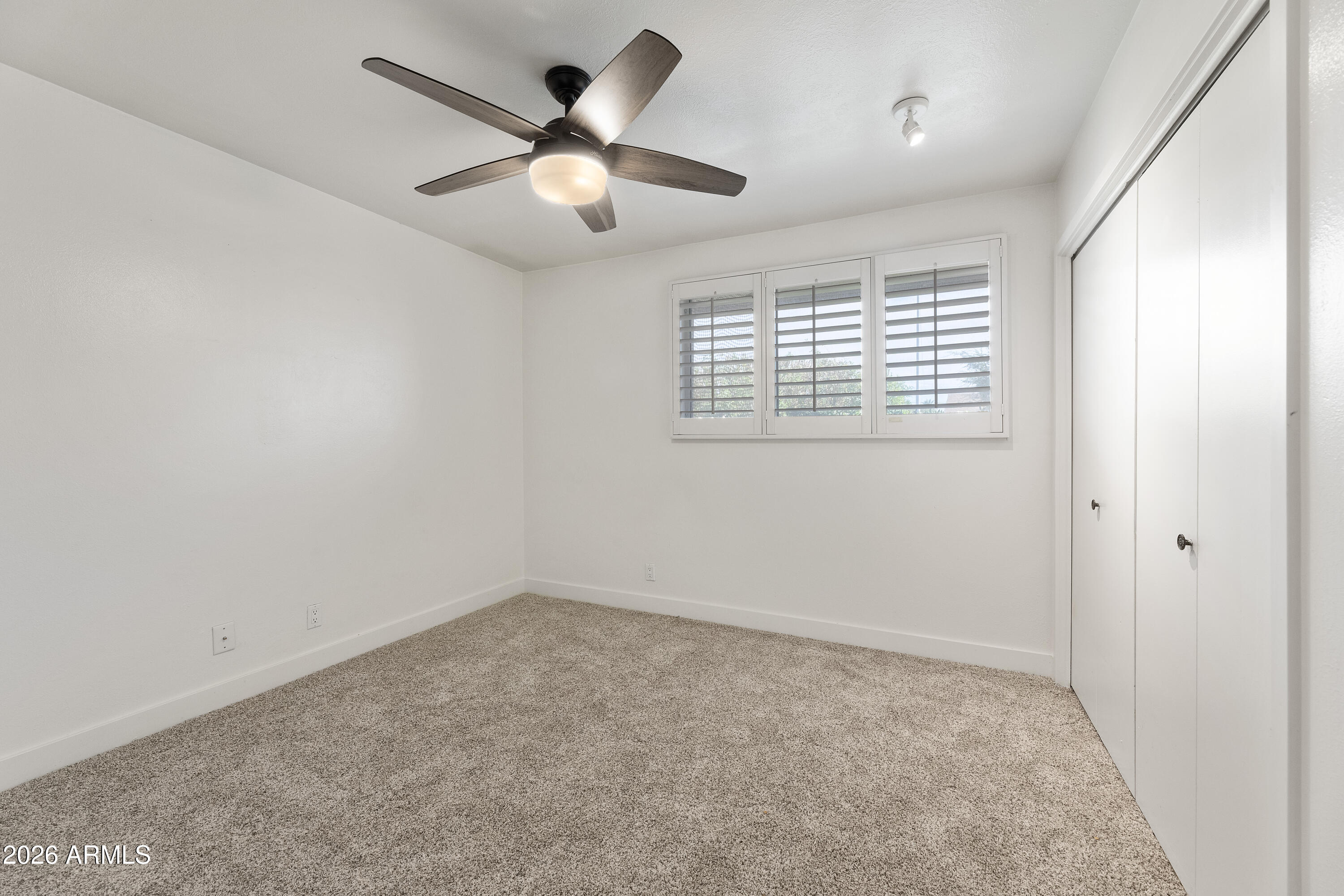 8520 East Roma Avenue Scottsdale, AZ 85251 - Photo 22 of 38 7D3A6942