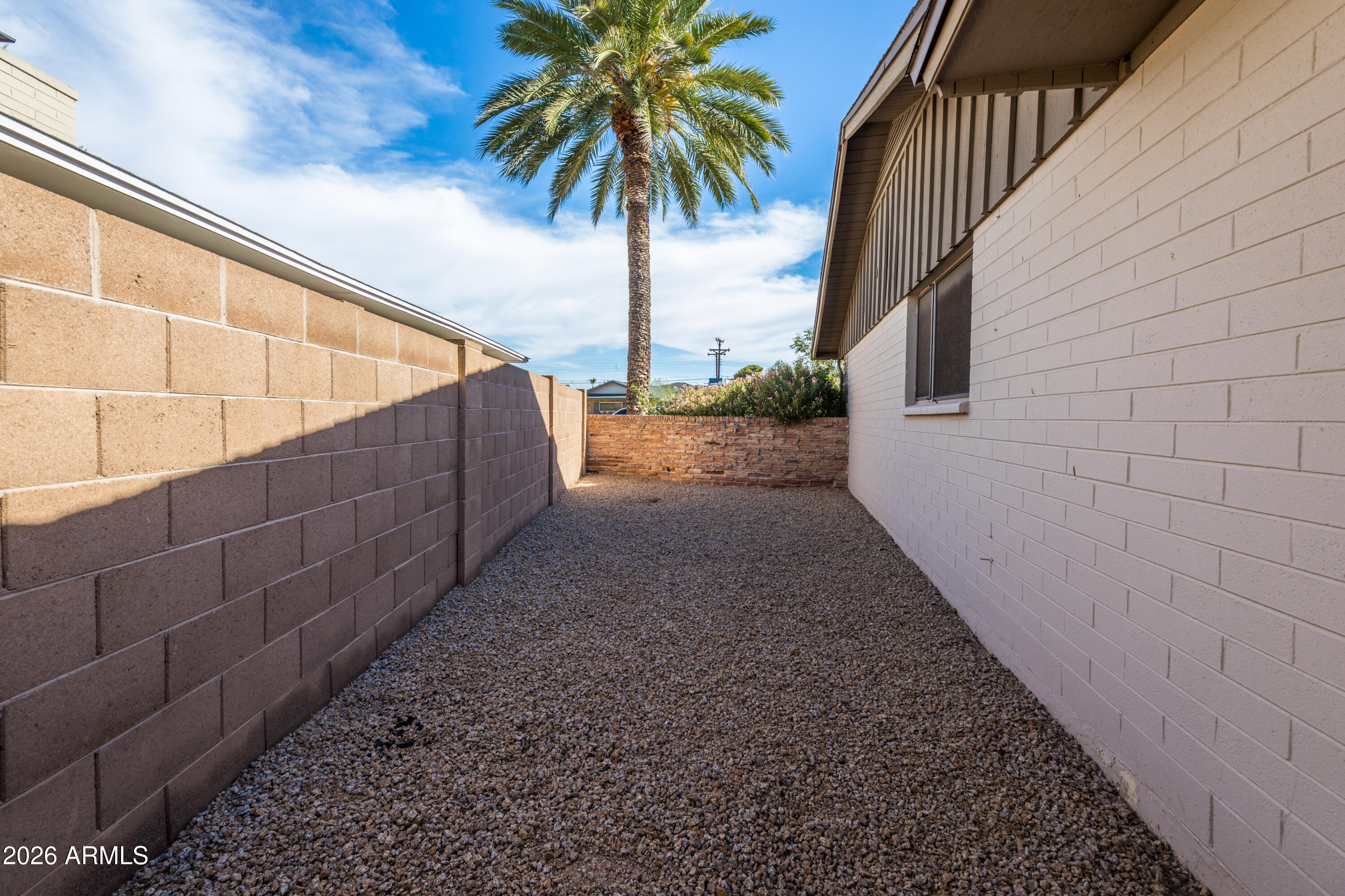 8520 East Roma Avenue Scottsdale, AZ 85251 - Photo 36 of 38 7D3A6987