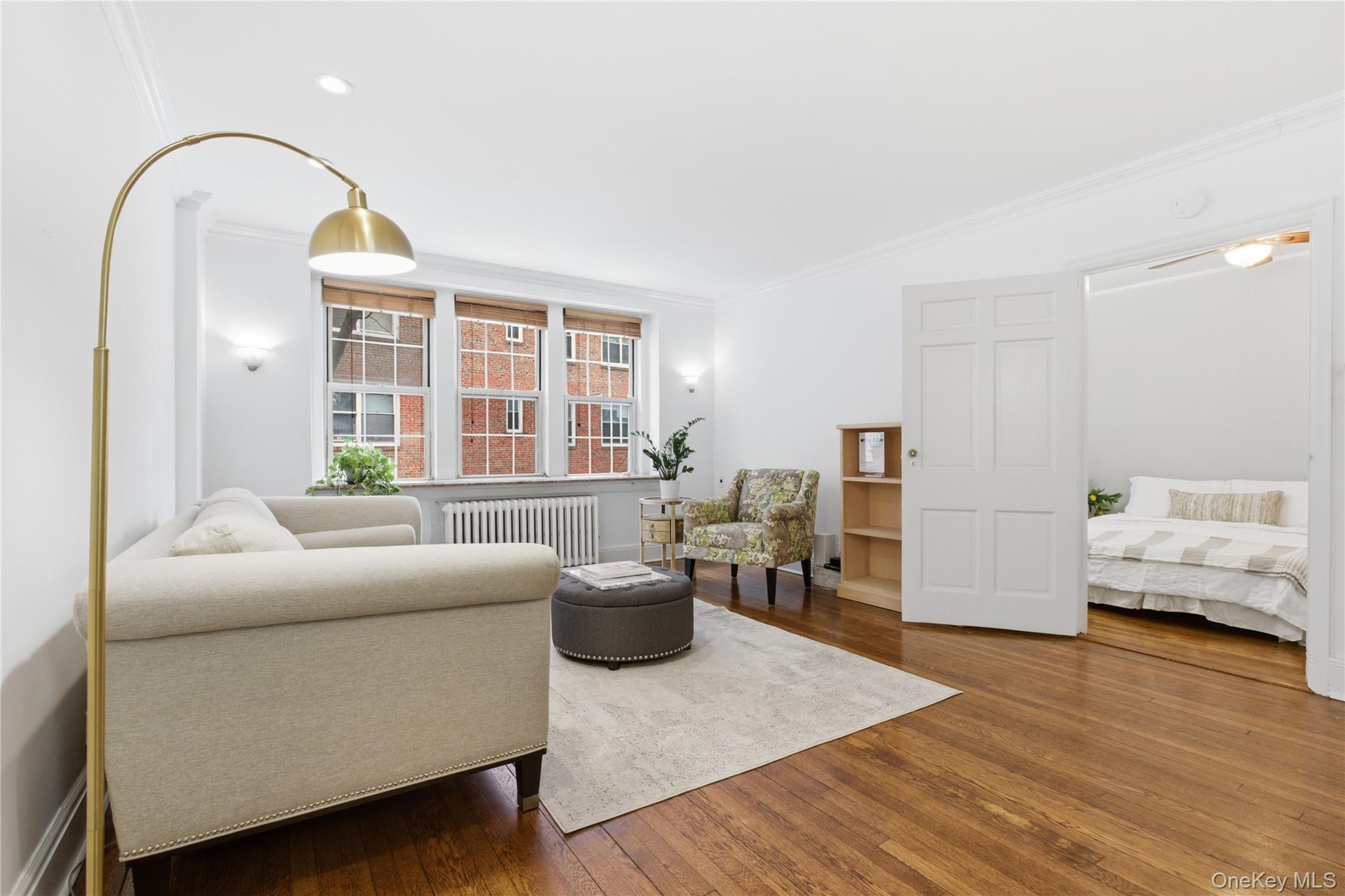 270 Bronxville Road, Unit B22 Bronxville, NY 10708 - Photo 12 of 23 Living room facing sleeping alcove