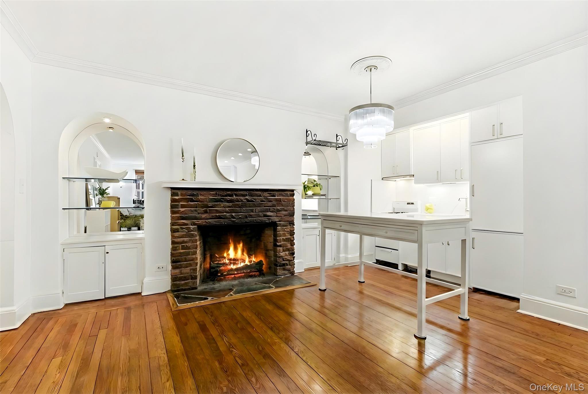 270 Bronxville Road, Unit B22 Bronxville, NY 10708 - Photo 13 of 23 Wood burning fireplace