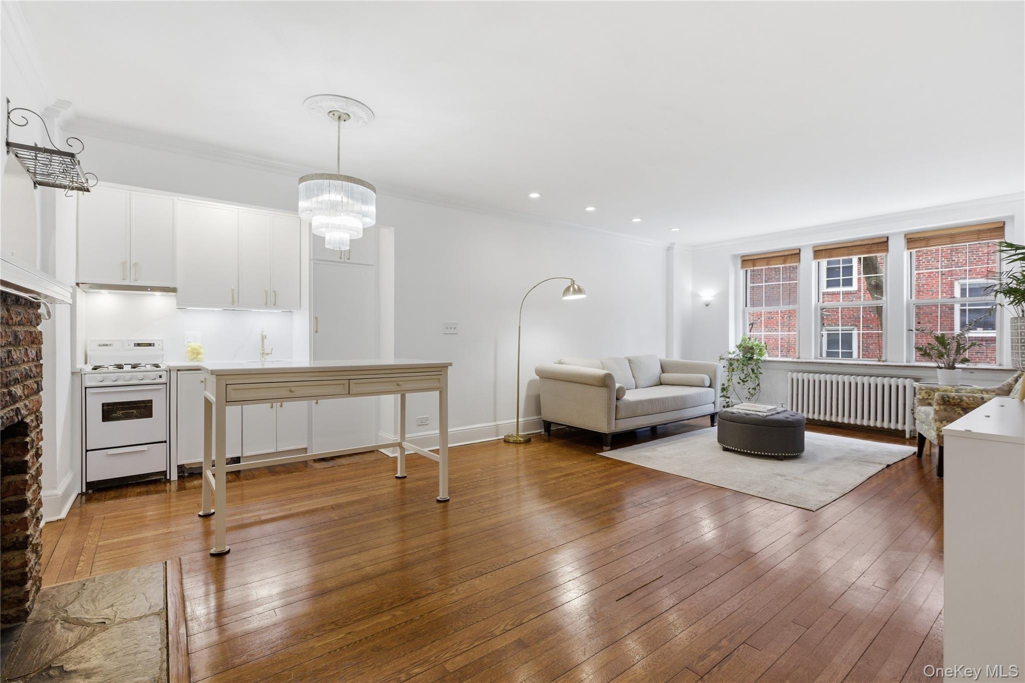 270 Bronxville Road, Unit B22 Bronxville, NY 10708 - Photo 9 of 23 Open concept living space with bright windows