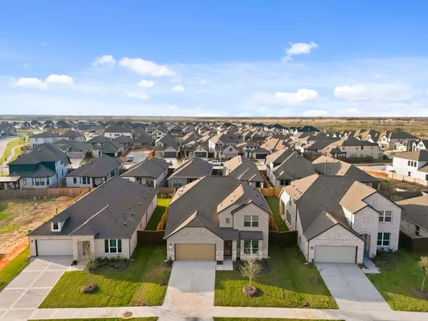 $429,990 | 5026 Field Sparrow Lane, Rosenberg, TX 77471