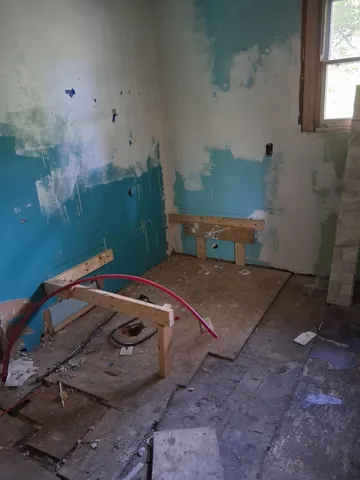 $110,000 | 92 Water Street, Howland, ME 04448