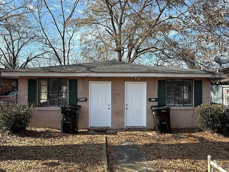 1035 Fisk Avenue Columbus, GA 31906 - Photo 19 of 23 a front view of a house with garden