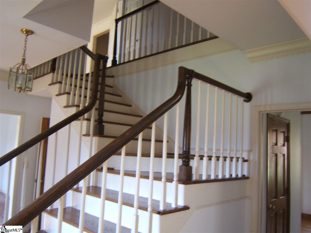 818 Parkins Mill Road Greenville, SC 29607 - Photo 13 of 23