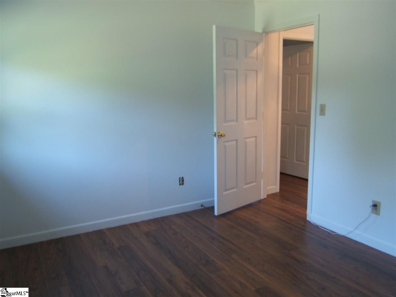 818 Parkins Mill Road Greenville, SC 29607 - Photo 15 of 23