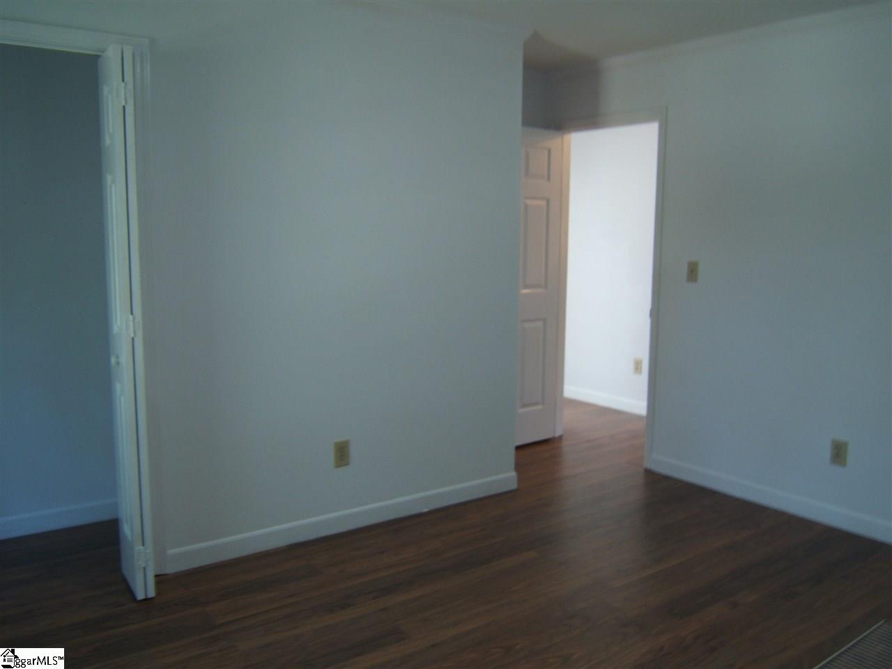 818 Parkins Mill Road Greenville, SC 29607 - Photo 16 of 23