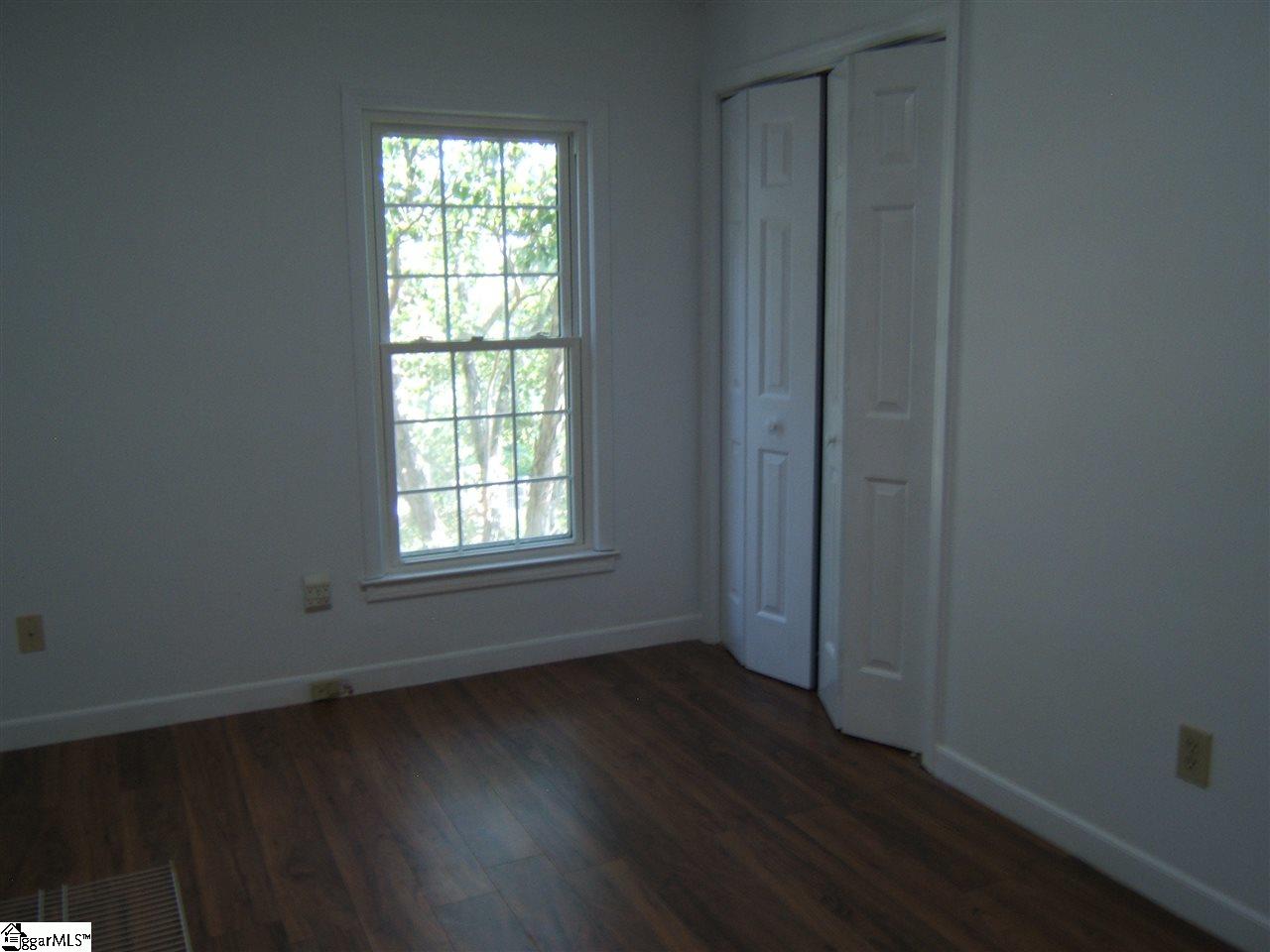 818 Parkins Mill Road Greenville, SC 29607 - Photo 17 of 23