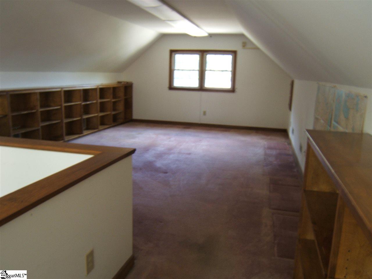 818 Parkins Mill Road Greenville, SC 29607 - Photo 20 of 23