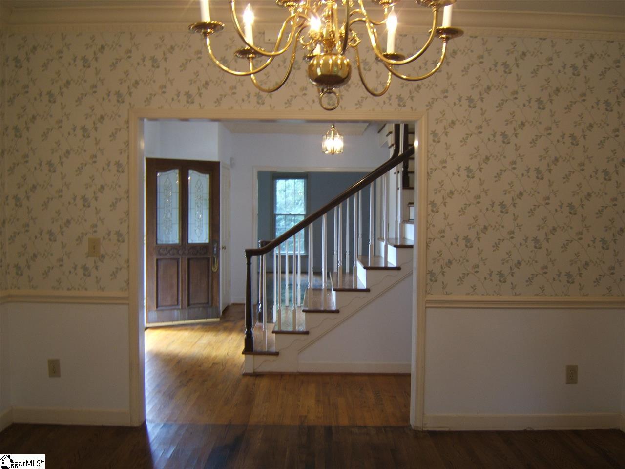 818 Parkins Mill Road Greenville, SC 29607 - Photo 6 of 23