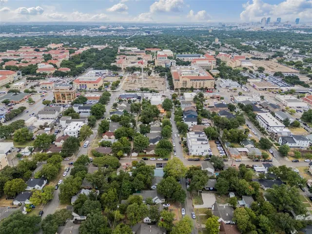 an aerial view of multiple house