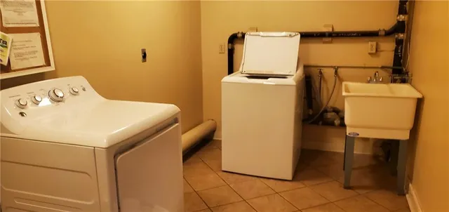 $1,600 | 7530 St Charles Avenue, Unit L, New Orleans, LA 70118