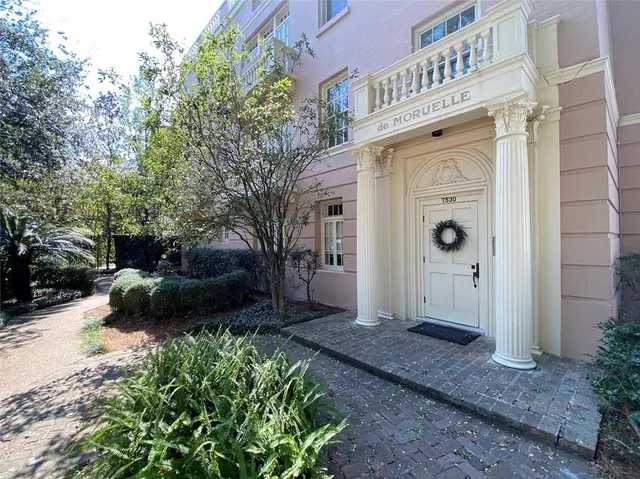 $1,600 | 7530 St Charles Avenue, Unit L, New Orleans, LA 70118