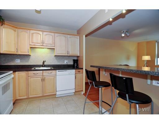6301 North Sheridan Road, Unit 4C Chicago, IL 60660 - Photo 5 of 11