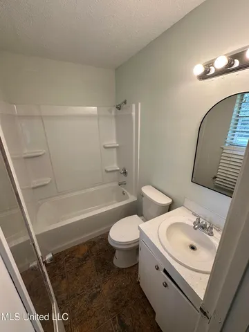 $234,900 | 70 Crossgates Drive, Brandon, MS 39042