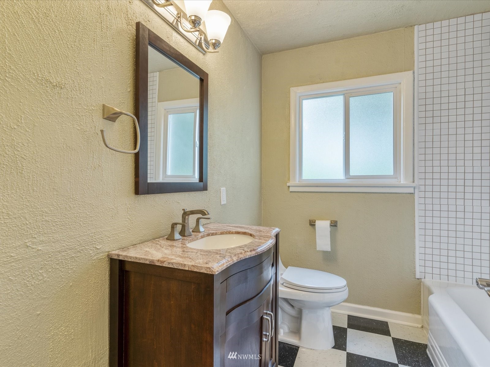822 Cady Road Everett, WA 98203 - Photo 18 of 31