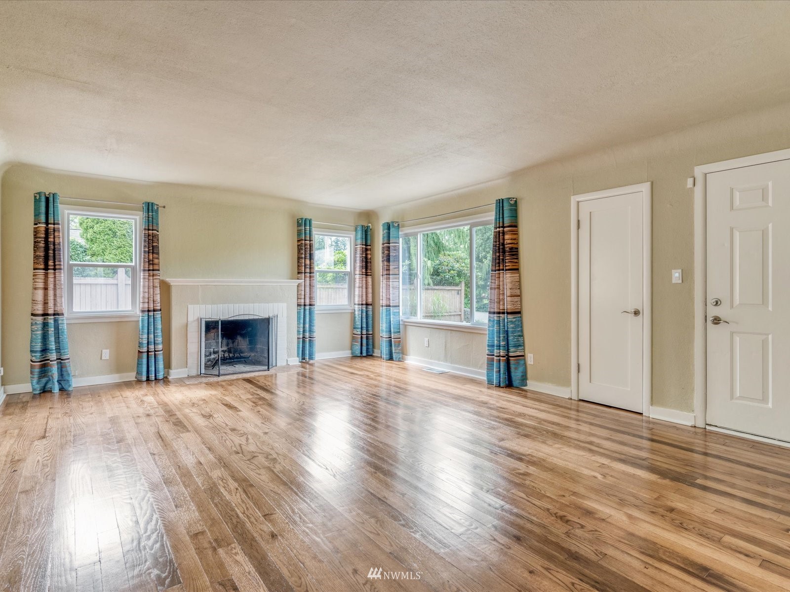 822 Cady Road Everett, WA 98203 - Photo 3 of 31