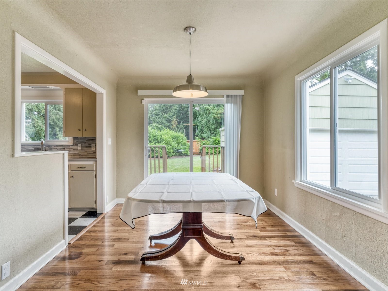 822 Cady Road Everett, WA 98203 - Photo 6 of 31