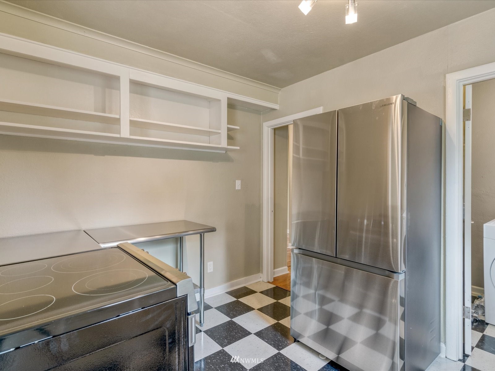 822 Cady Road Everett, WA 98203 - Photo 10 of 31