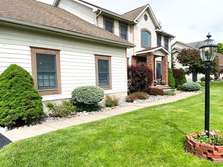 65 Ironwood Road New Hartford, NY 13413 - Photo 5 of 49