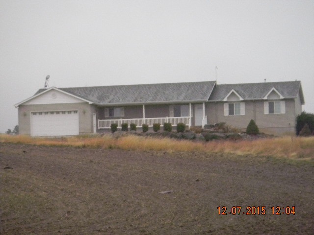 13512 East Piper Road Spokane, WA 99217 - Photo 1 of 20